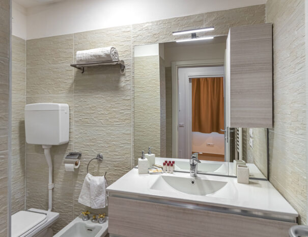 20200104_1035BB-Villa-montreux-appartamento-Le-rose